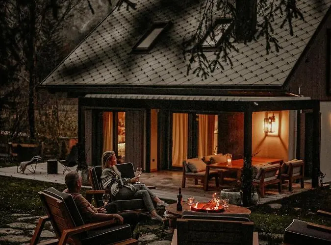 Chalet Fox On The Rocks *